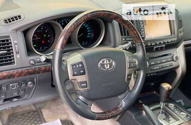 Внедорожник / Кроссовер Toyota Land Cruiser 2011 в Киеве