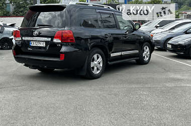 Внедорожник / Кроссовер Toyota Land Cruiser 2011 в Киеве