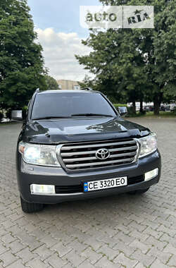 Позашляховик / Кросовер Toyota Land Cruiser 2007 в Чернівцях