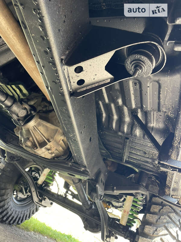 Позашляховик / Кросовер Toyota Land Cruiser 2001 в Великому Березному