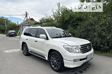 Позашляховик / Кросовер Toyota Land Cruiser 2010 в Дніпрі