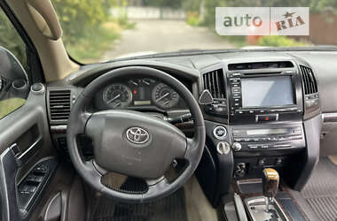 Позашляховик / Кросовер Toyota Land Cruiser 2010 в Дніпрі