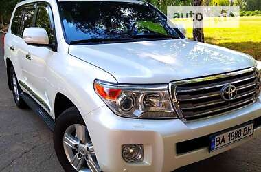 Внедорожник / Кроссовер Toyota Land Cruiser 2013 в Александрие