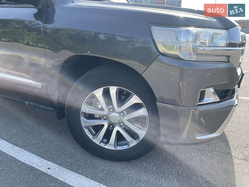 Внедорожник / Кроссовер Toyota Land Cruiser 2008 в Киеве