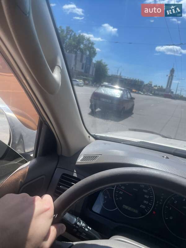 Позашляховик / Кросовер Toyota Land Cruiser 2006 в Кривому Розі