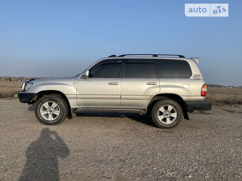 Внедорожник / Кроссовер Toyota Land Cruiser 2006 в Одессе