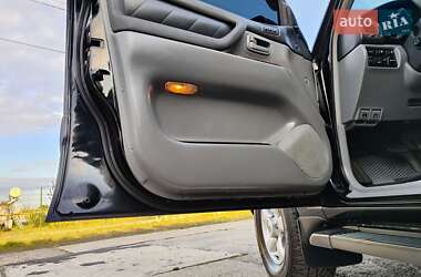 Позашляховик / Кросовер Toyota Land Cruiser 2001 в 