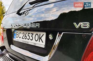 Позашляховик / Кросовер Toyota Land Cruiser 2001 в 