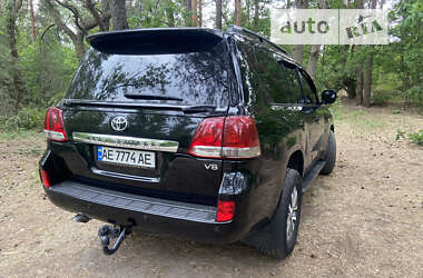 Позашляховик / Кросовер Toyota Land Cruiser 2008 в Дніпрі