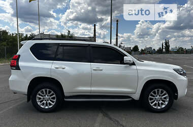 Внедорожник / Кроссовер Toyota Land Cruiser 2014 в Кривом Роге