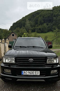 Внедорожник / Кроссовер Toyota Land Cruiser 1999 в Тячеве