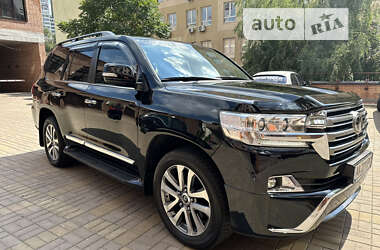 Внедорожник / Кроссовер Toyota Land Cruiser 2016 в Киеве