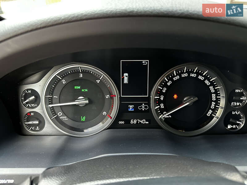 Внедорожник / Кроссовер Toyota Land Cruiser 2016 в Киеве