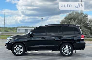 Внедорожник / Кроссовер Toyota Land Cruiser 2008 в 