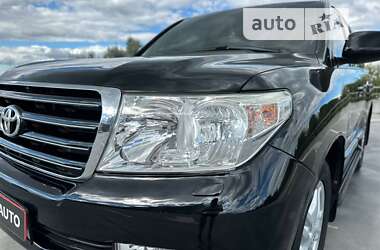 Внедорожник / Кроссовер Toyota Land Cruiser 2008 в 