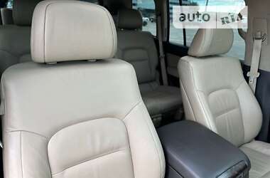Внедорожник / Кроссовер Toyota Land Cruiser 2008 в 