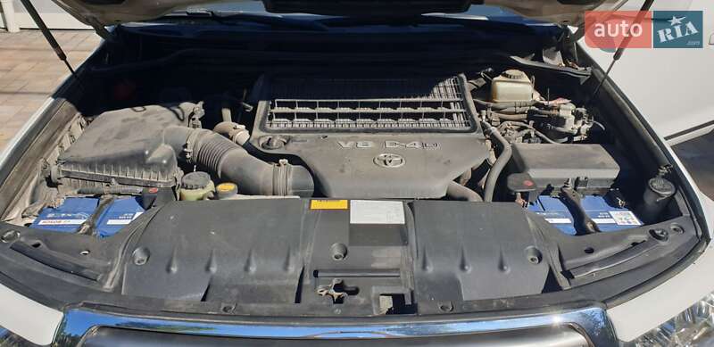 Внедорожник / Кроссовер Toyota Land Cruiser 2008 в Киеве