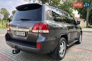 Внедорожник / Кроссовер Toyota Land Cruiser 2008 в Остроге
