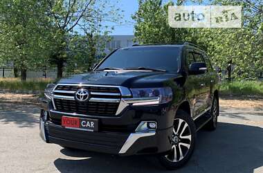 Внедорожник / Кроссовер Toyota Land Cruiser 2017 в Киеве