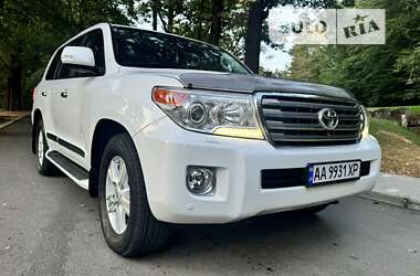 Внедорожник / Кроссовер Toyota Land Cruiser 2012 в Тячеве