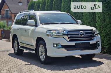 Внедорожник / Кроссовер Toyota Land Cruiser 2020 в Черновцах