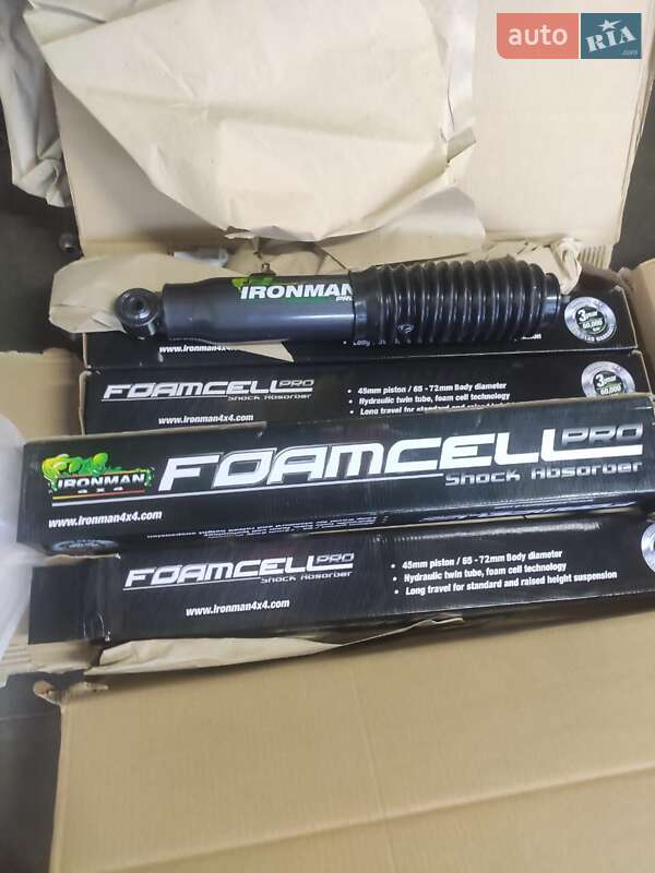 Внедорожник / Кроссовер Toyota Land Cruiser 2001 в Микуличине