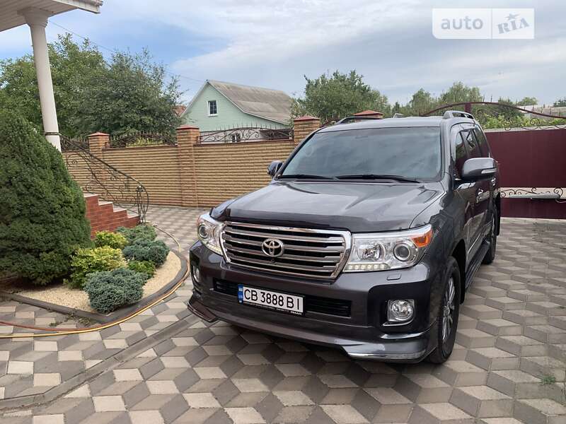 Toyota Land Cruiser 2013
