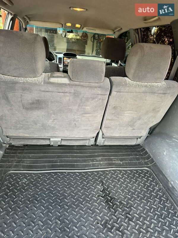 Внедорожник / Кроссовер Toyota Land Cruiser 2008 в Кривом Роге фото 14 Внедорожник / Кроссовер Toyota Land Cruiser 2008 в Кривом Роге