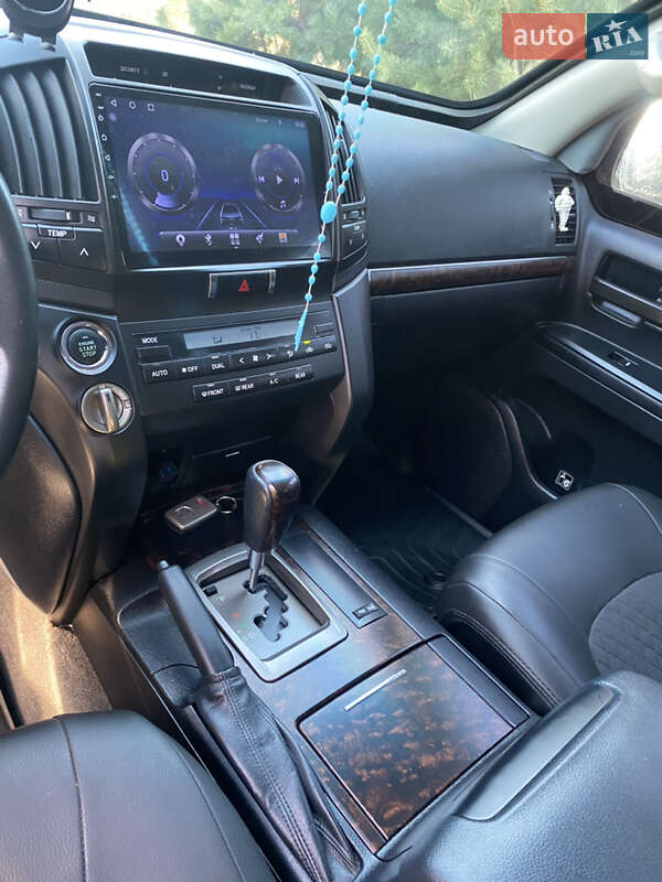 Внедорожник / Кроссовер Toyota Land Cruiser 2011 в Львове