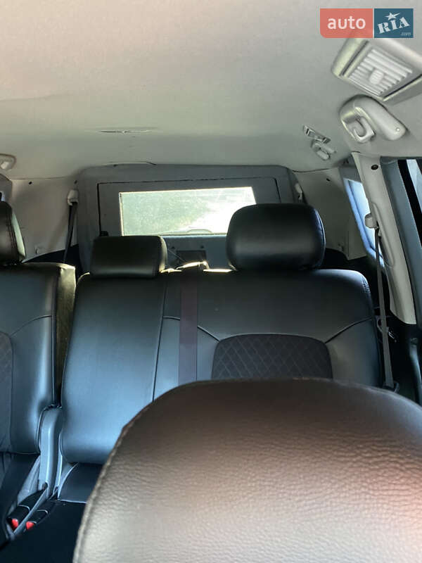 Внедорожник / Кроссовер Toyota Land Cruiser 2011 в Львове