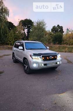 Позашляховик / Кросовер Toyota Land Cruiser 2012 в Броварах