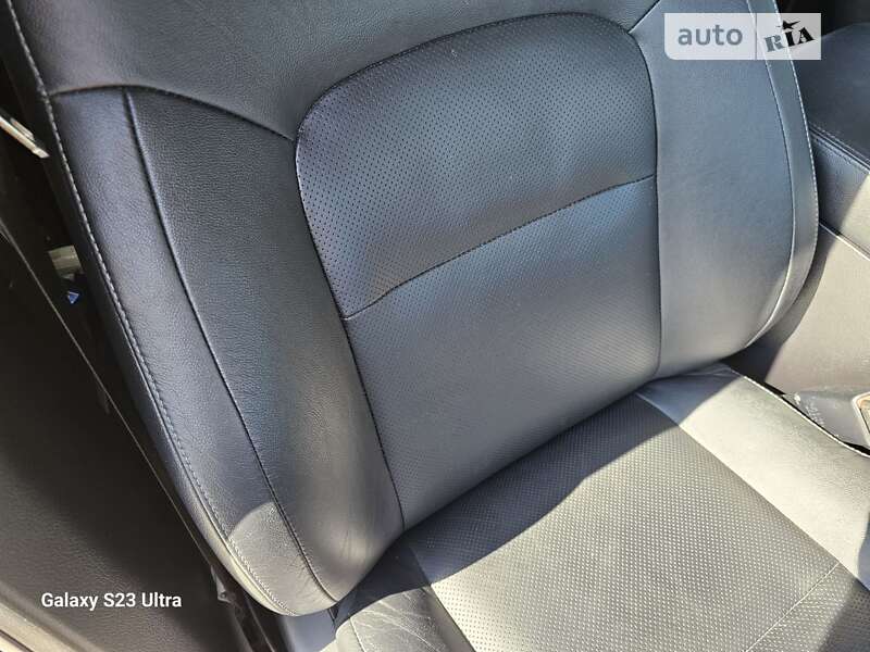 Внедорожник / Кроссовер Toyota Land Cruiser 2012 в Сквире