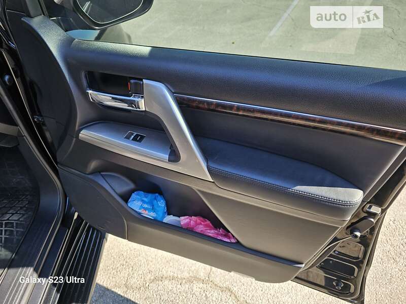 Внедорожник / Кроссовер Toyota Land Cruiser 2012 в Сквире