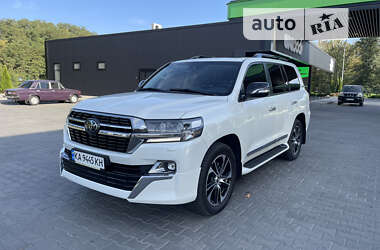 Внедорожник / Кроссовер Toyota Land Cruiser 2020 в Кременчуге