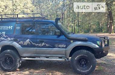 Внедорожник / Кроссовер Toyota Land Cruiser 2000 в Тячеве