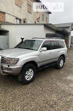 Позашляховик / Кросовер Toyota Land Cruiser 2006 в Тячеві