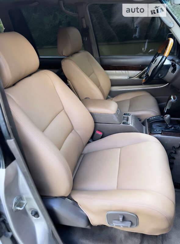 Позашляховик / Кросовер Toyota Land Cruiser 1997 в Лазещині