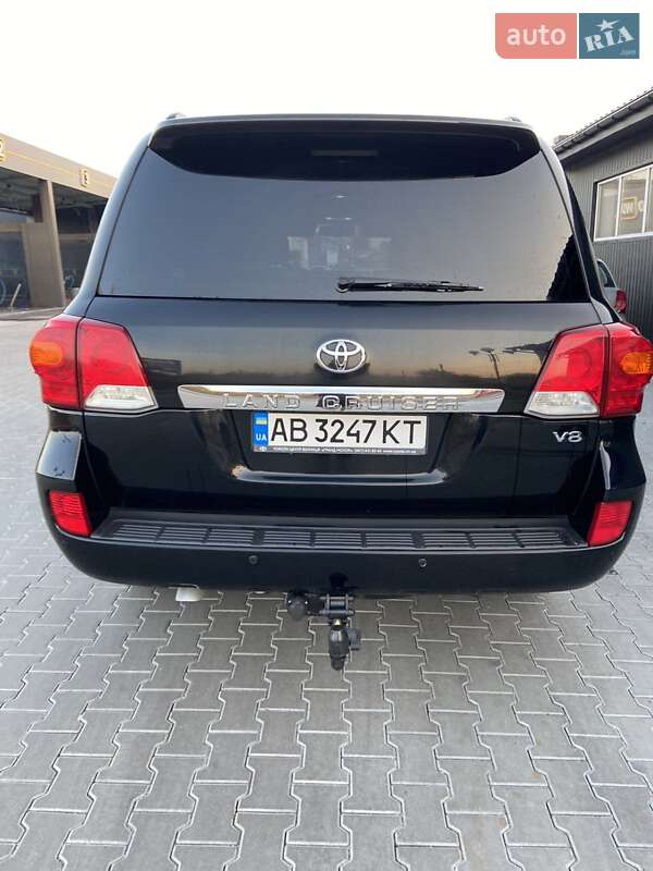 Внедорожник / Кроссовер Toyota Land Cruiser 2012 в Виннице