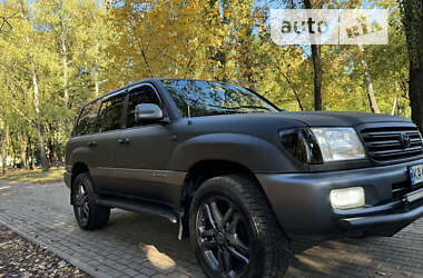 Внедорожник / Кроссовер Toyota Land Cruiser 2004 в Киеве