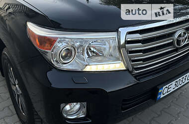 Внедорожник / Кроссовер Toyota Land Cruiser 2013 в Кельменцах