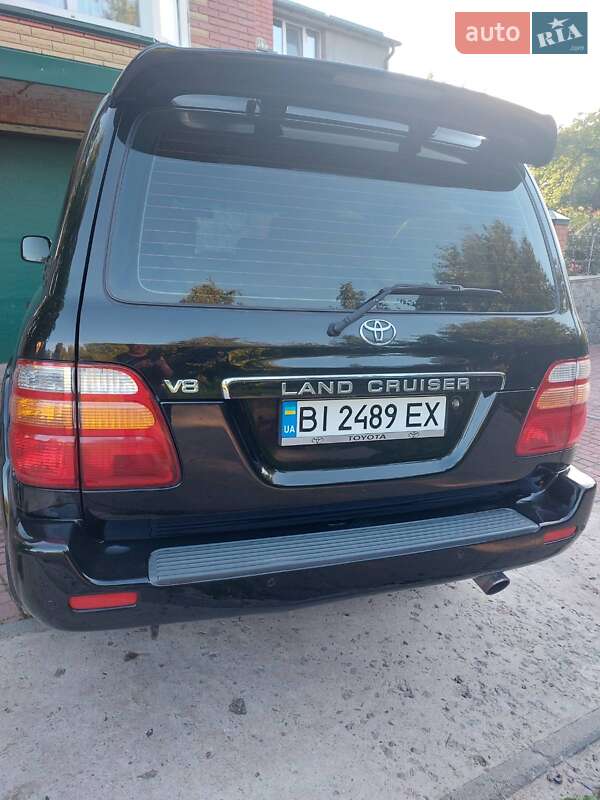 Внедорожник / Кроссовер Toyota Land Cruiser 2002 в Полтаве