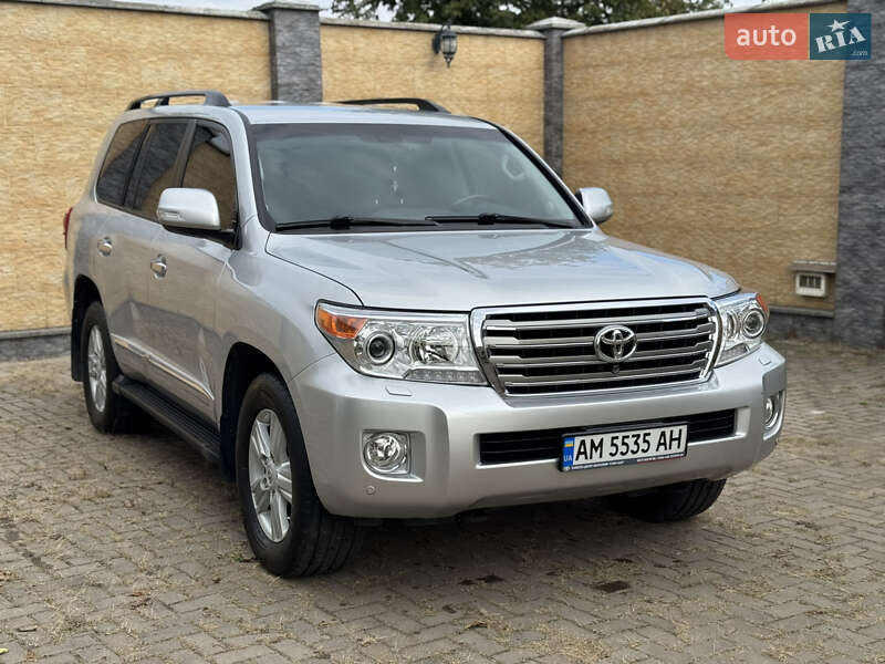 Внедорожник / Кроссовер Toyota Land Cruiser 2014 в Житомире