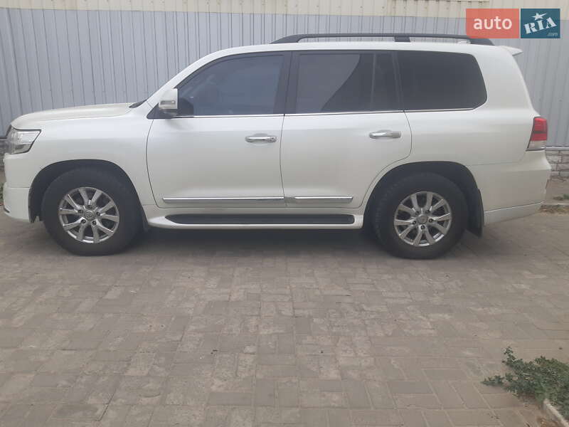 Внедорожник / Кроссовер Toyota Land Cruiser 2016 в Харькове