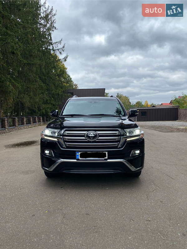 Внедорожник / Кроссовер Toyota Land Cruiser 2018 в Киеве