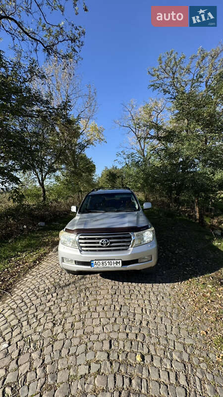 Внедорожник / Кроссовер Toyota Land Cruiser 2008 в Иршаве