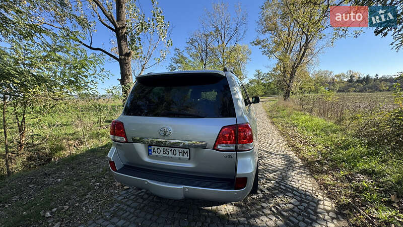 Внедорожник / Кроссовер Toyota Land Cruiser 2008 в Иршаве