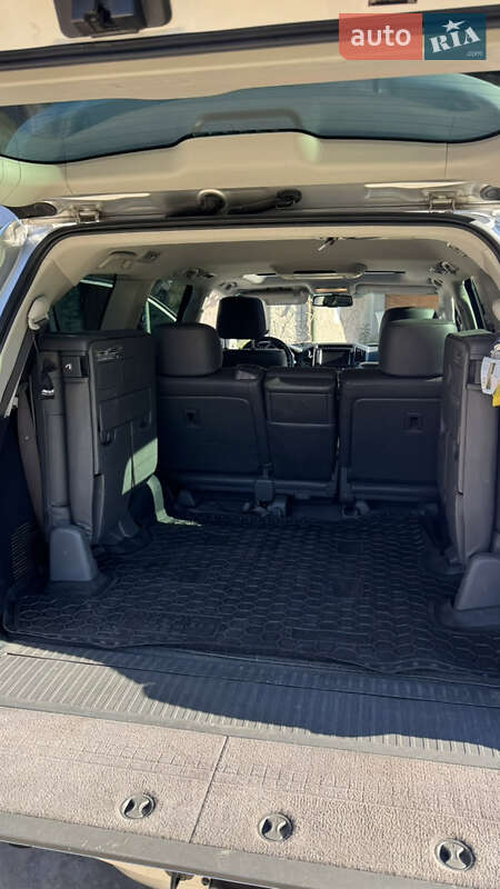 Внедорожник / Кроссовер Toyota Land Cruiser 2008 в Иршаве