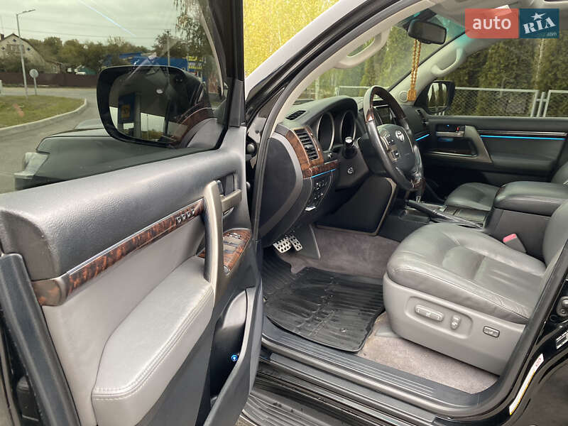 Внедорожник / Кроссовер Toyota Land Cruiser 2008 в Смеле