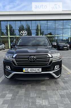 Позашляховик / Кросовер Toyota Land Cruiser 2017 в Дніпрі