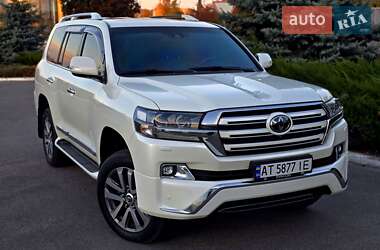 Позашляховик / Кросовер Toyota Land Cruiser 2017 в Полтаві